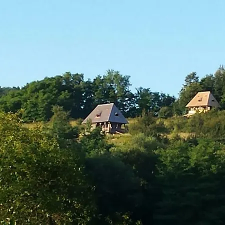Casă la țară Casa Glod