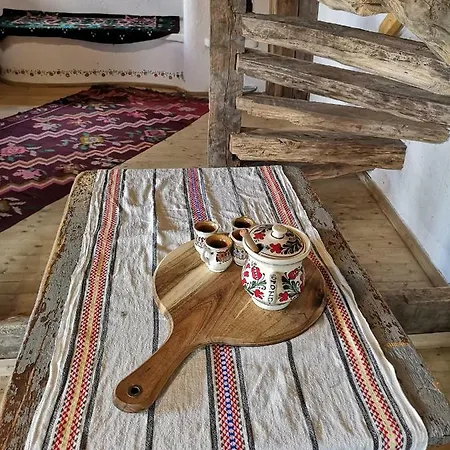 Casă la țară Casa Glod